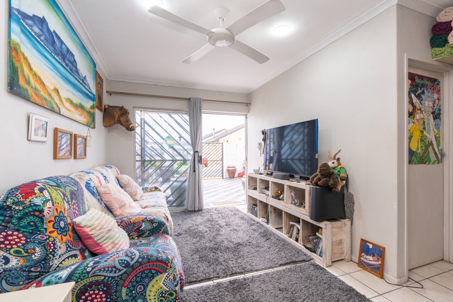 2 Bedroom Property for Sale in Thornton Western Cape